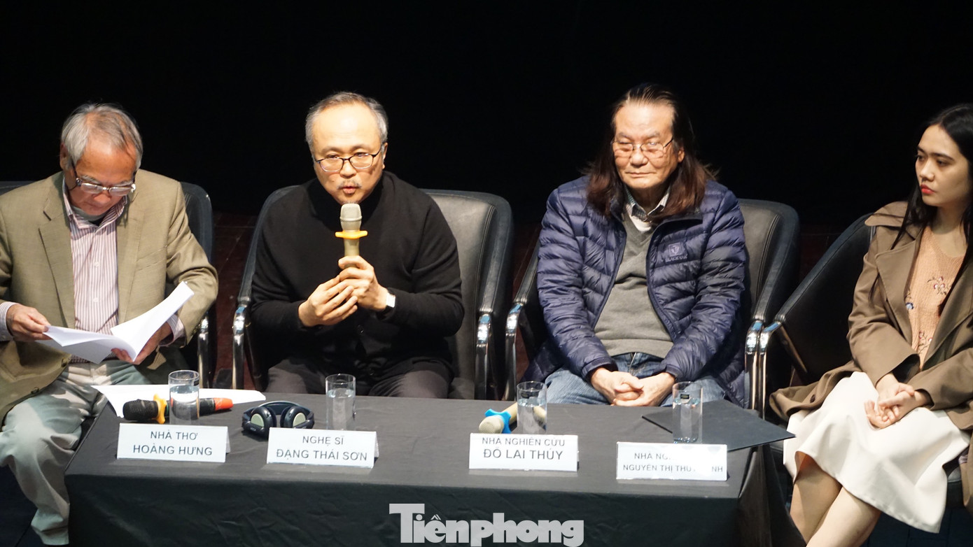 Chia sẻ xúc động về bố, NSND Đặng Thái Sơn nhận tràng vỗ tay không ngớt ảnh 1