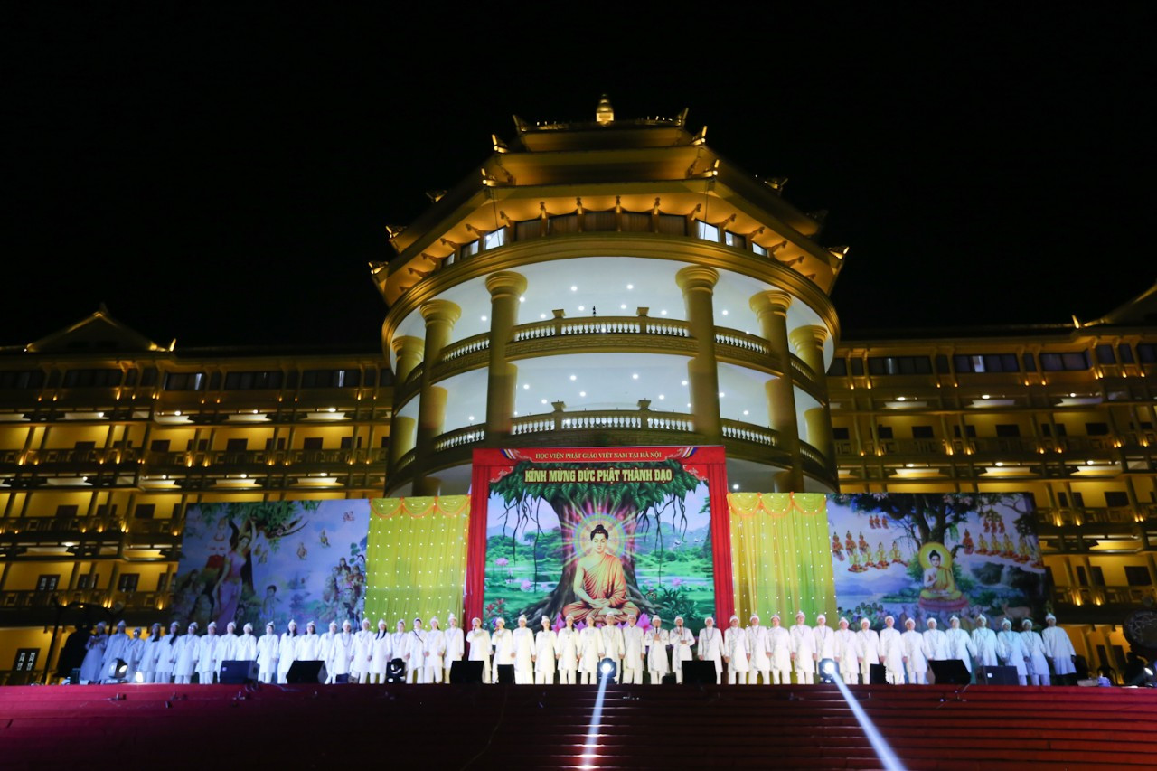 Thiêng liêng lễ cầu quốc thái dân an mừng ngày Phật thành đạo ảnh 4