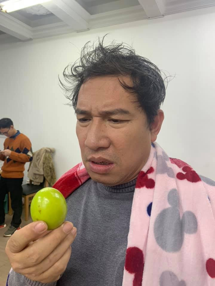 Muôn kiểu tạo hình khó đỡ ở hậu trường Táo quân 2021 ảnh 3