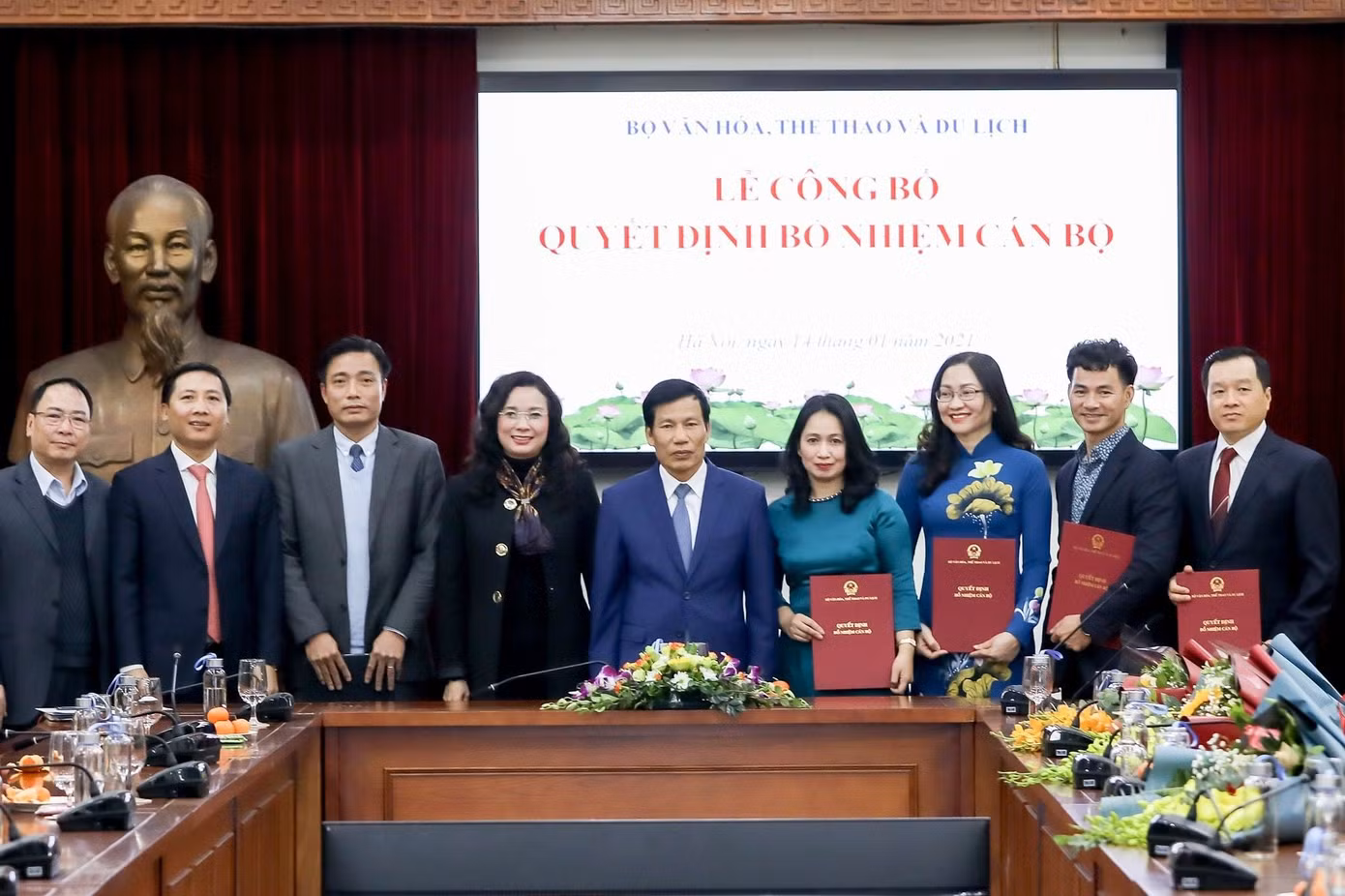 NSƯT Xuân Bắc được bổ nhiệm Giám đốc Nhà hát Kịch Việt Nam ảnh 1