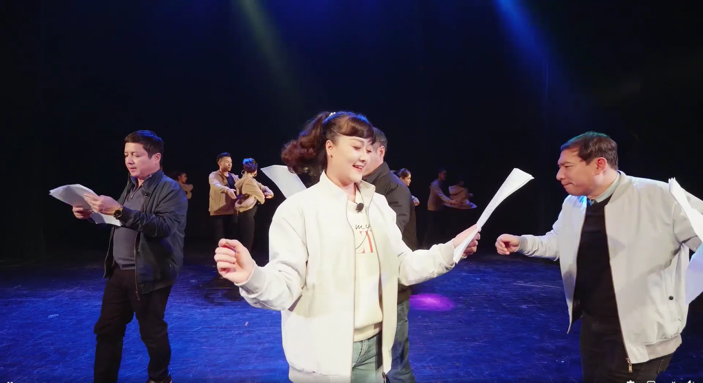 Hé lộ clip hậu trường Bắc Đẩu và các Táo 'quẩy' tưng bừng ảnh 1