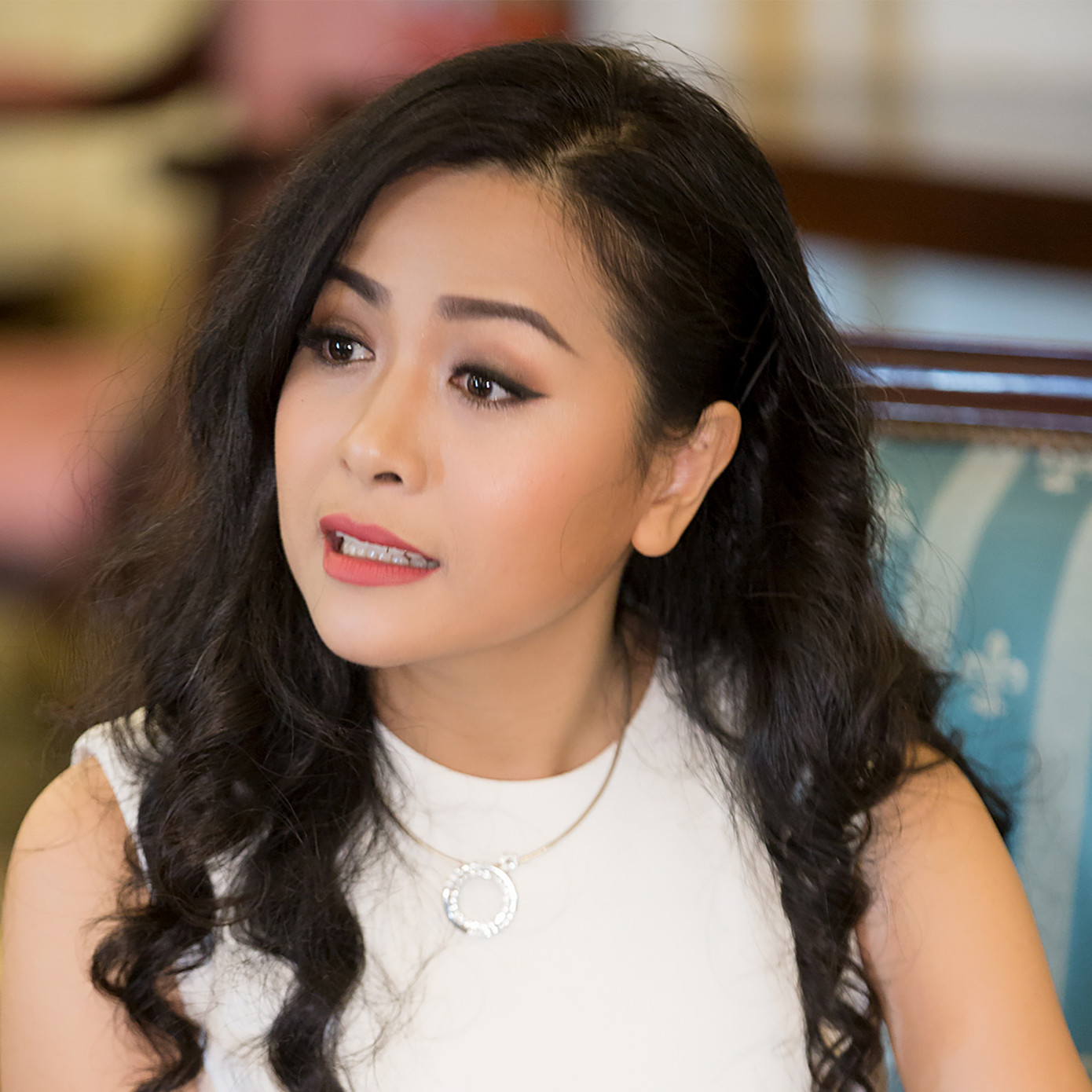 Phía sau những cuộc chuyển giao... quyền lực ảnh 2