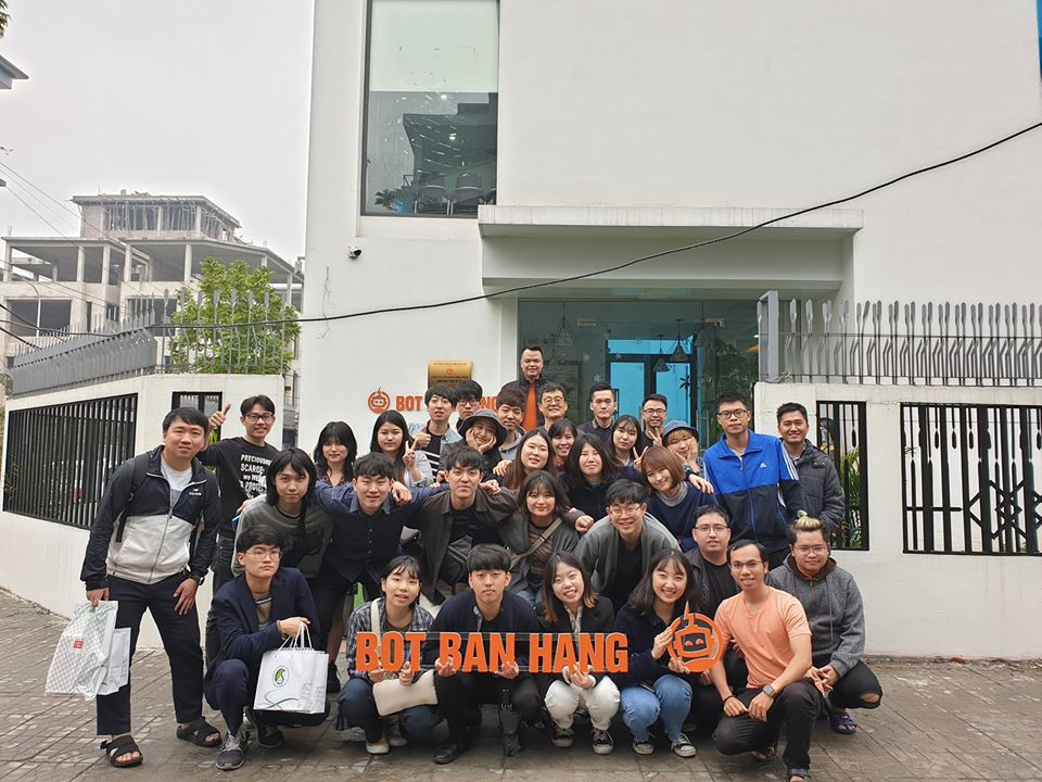 Bot Bán hàng trực tuyến đầu tiên ở Việt Nam ảnh 1