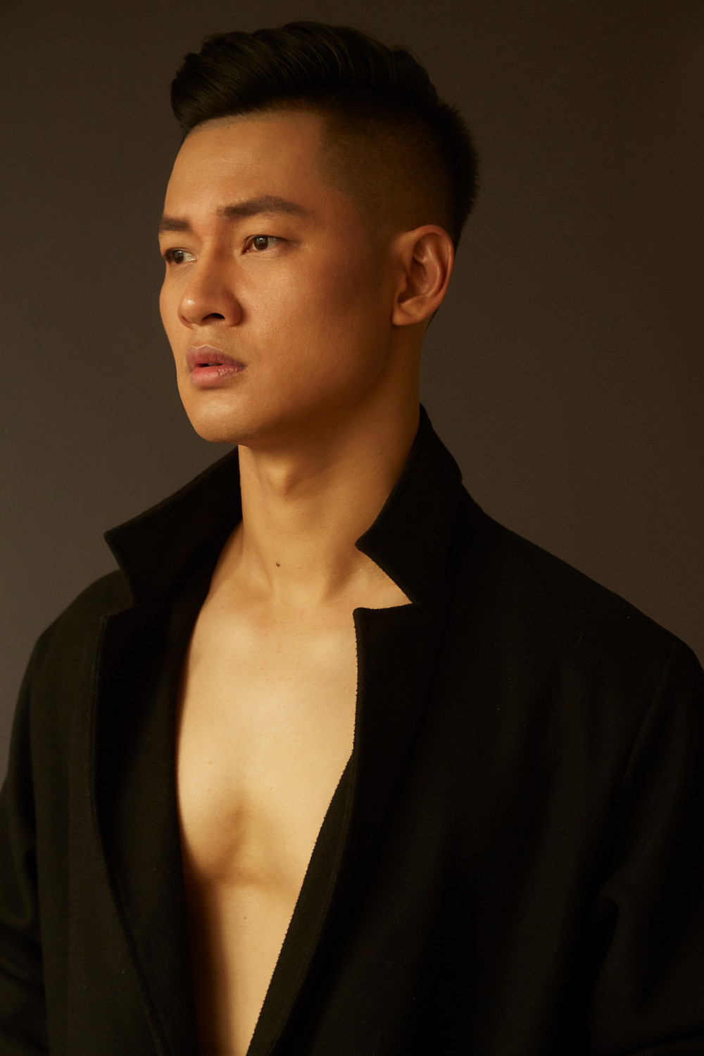 'Bình cũ rượu mới' vẫn nóng ảnh 1