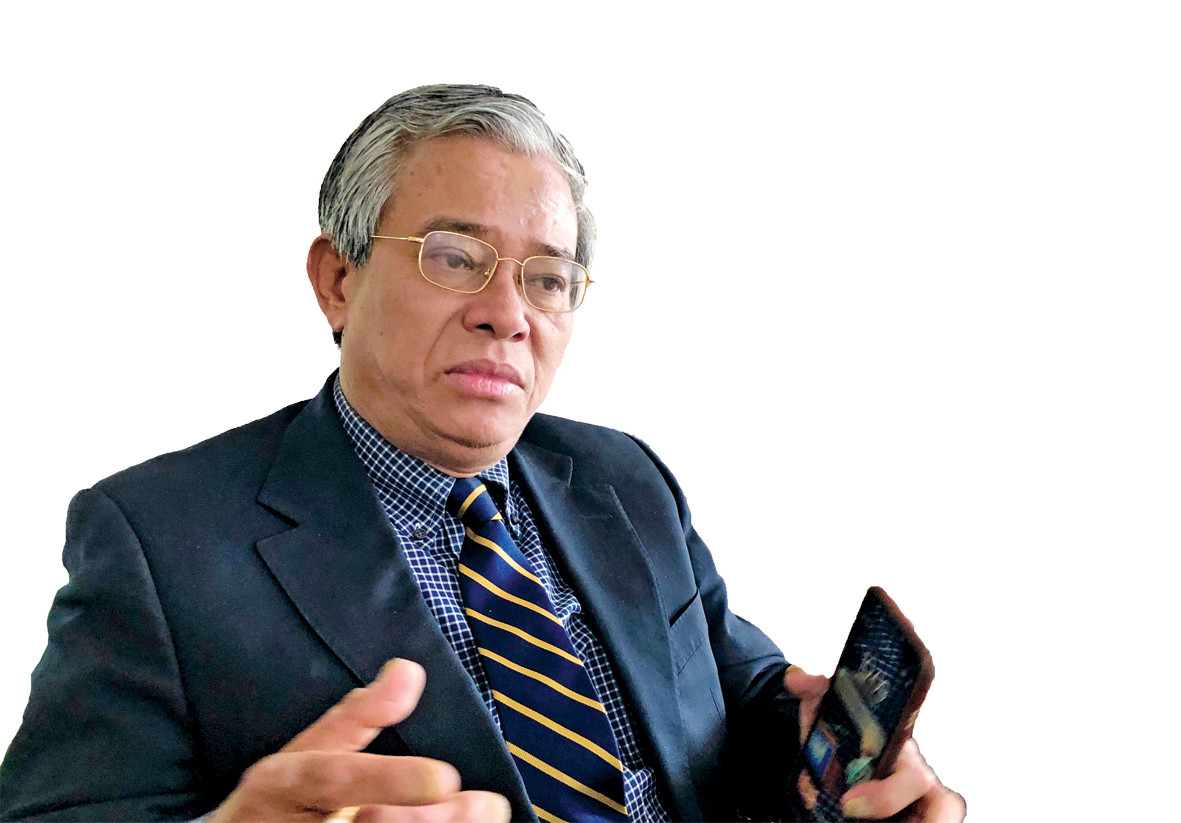 Nặng gánh hai vai ảnh 1