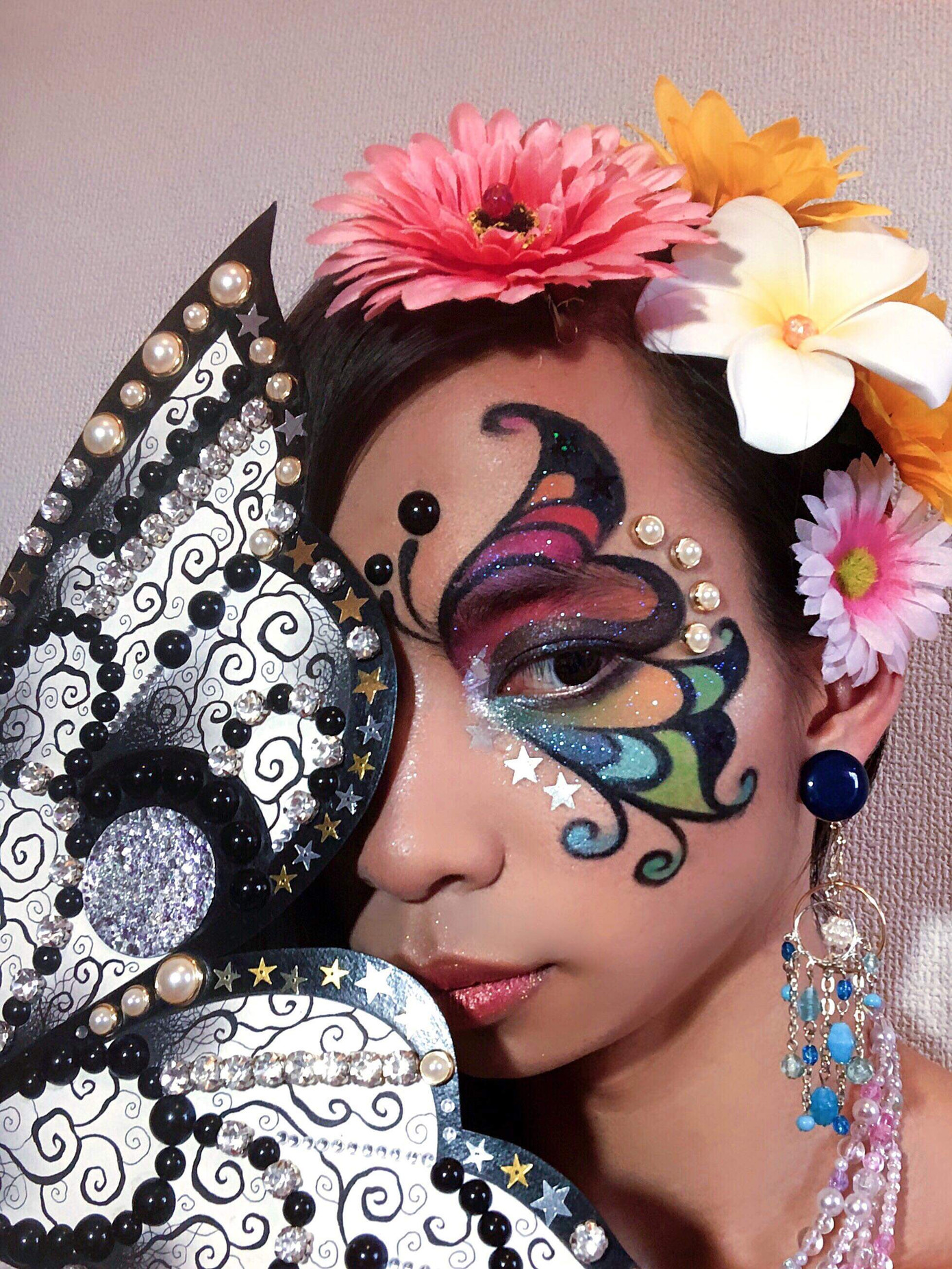 Du học sinh làm Drag Queen ở Nhật ảnh 1