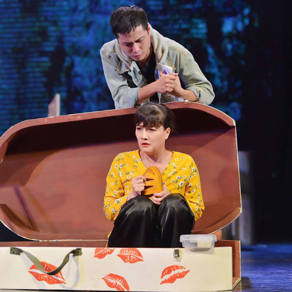 Danh hài Vân Dung nói gì về tin đồn 'ly hôn lâu rồi'? ảnh 1