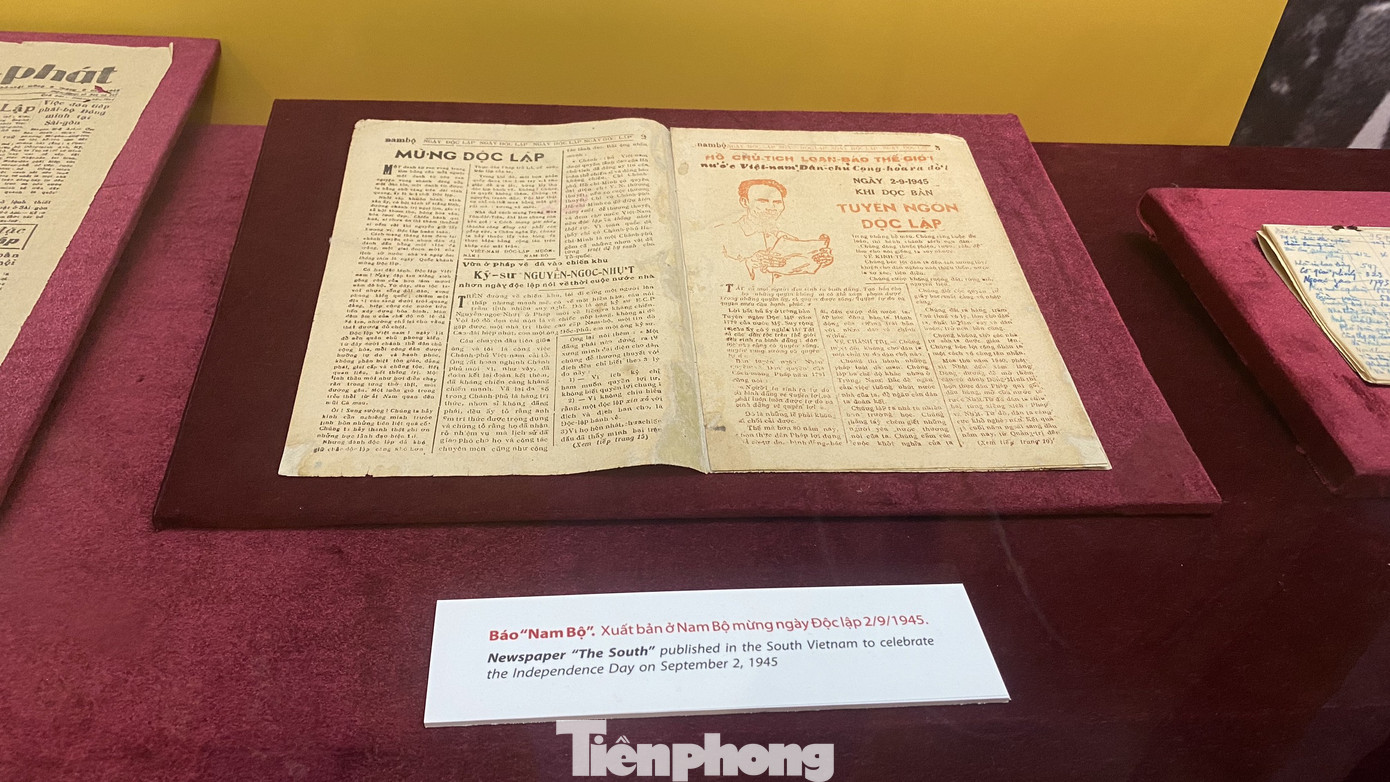 Hơn trăm hiện vật và tư liệu quý kể chuyện Ngày độc lập 2/9 ảnh 10