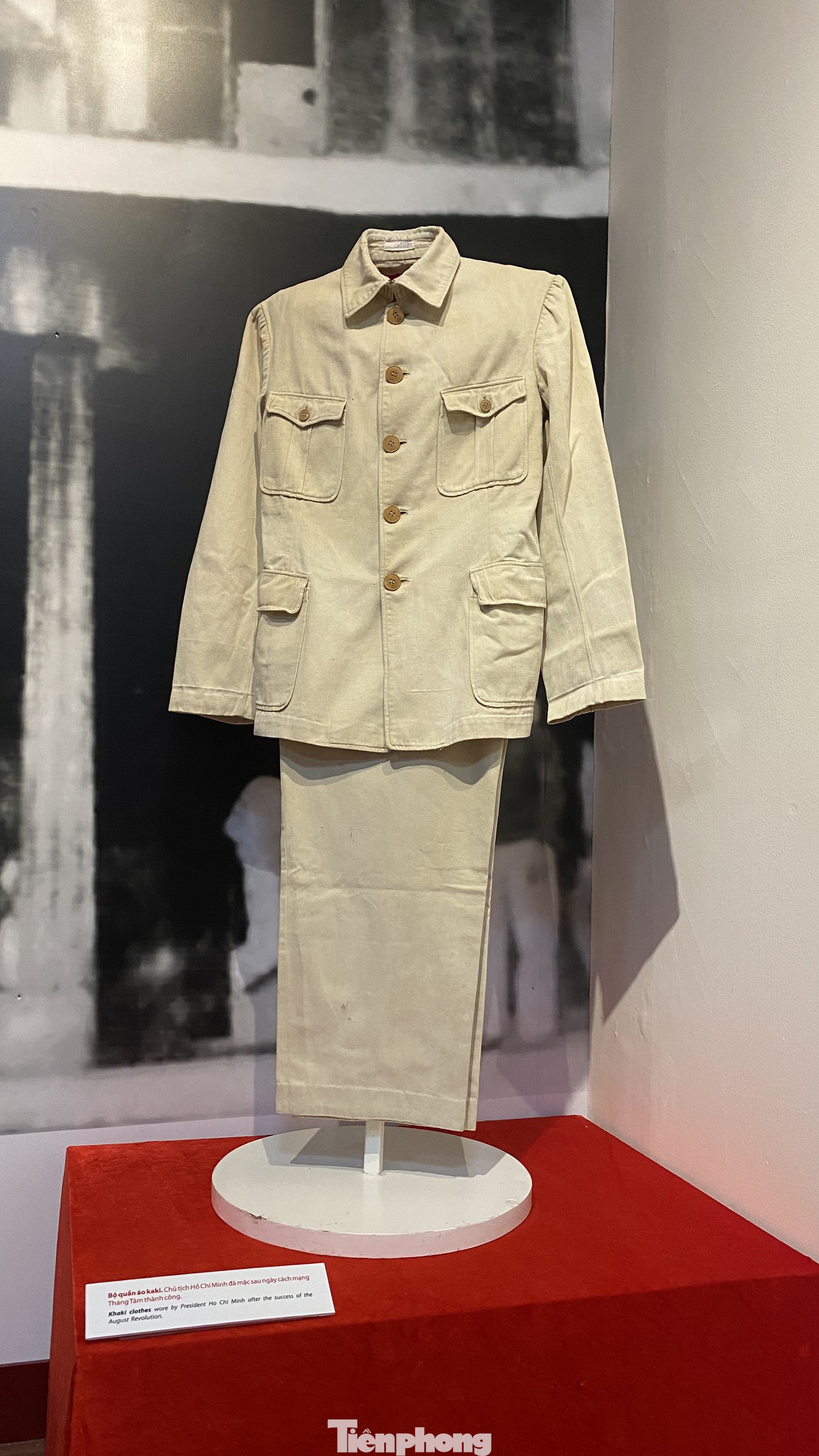 Hơn trăm hiện vật và tư liệu quý kể chuyện Ngày độc lập 2/9 ảnh 8