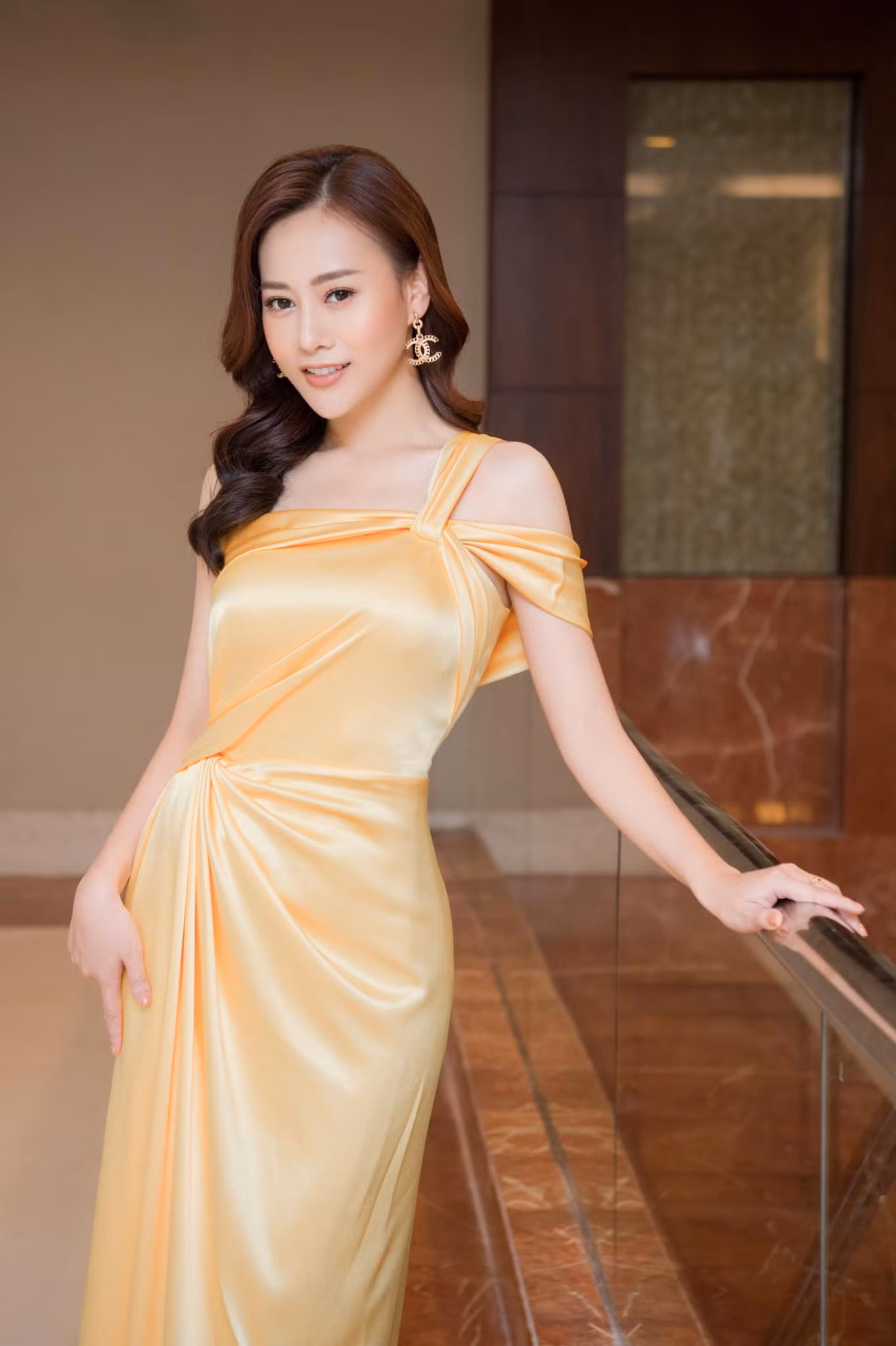 Dàn nữ diễn viên truyền hình giờ vàng rưng rưng: Đà Nẵng cố lên! ảnh 2