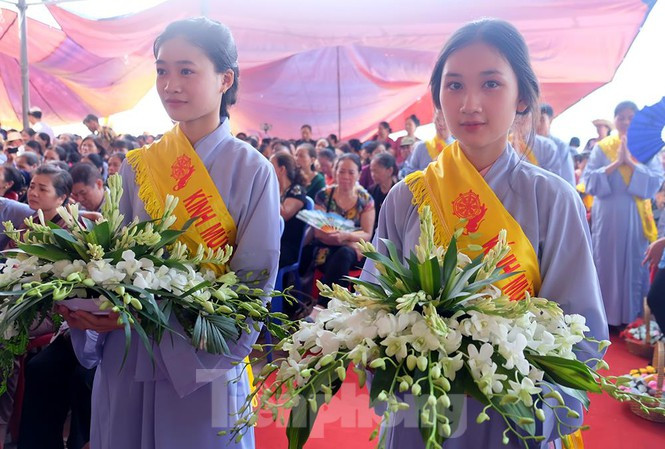 Báo hiếu thế nào cho đúng trong mùa Vu Lan ảnh 1