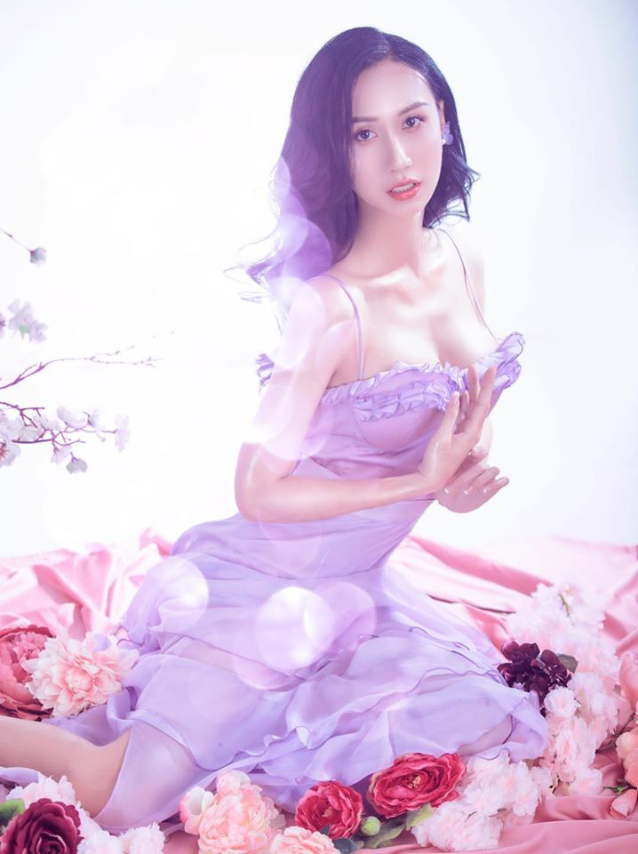 Tung bộ ảnh kỷ niệm 4 tháng chuyển giới, Lynk Lee khoe vòng một ‘bức thở’ ảnh 3