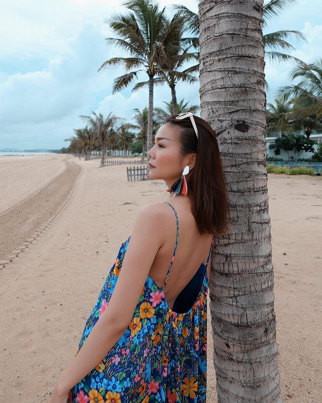 Thanh Hằng sexy với đồ bơi một mảnh, khoe đôi chân dài 1m12 ‘trứ danh’ ảnh 5