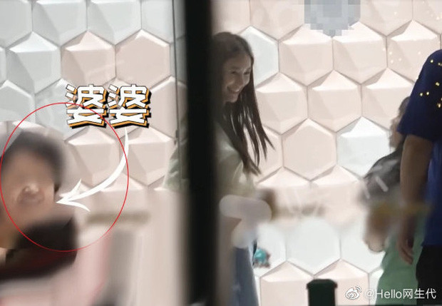 Angelababy tung ảnh khoe eo thon – chân dài, nhưng con trai 3 tuổi mới là tâm điểm ảnh 3