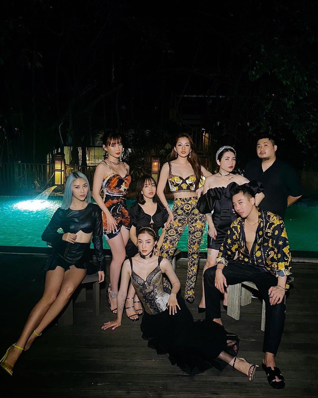 Quỳnh Anh Shyn tung ảnh đồ bơi sexy, tự nhận ‘ngu ngốc’ sau huỷ theo dõi Chi Pu ảnh 8