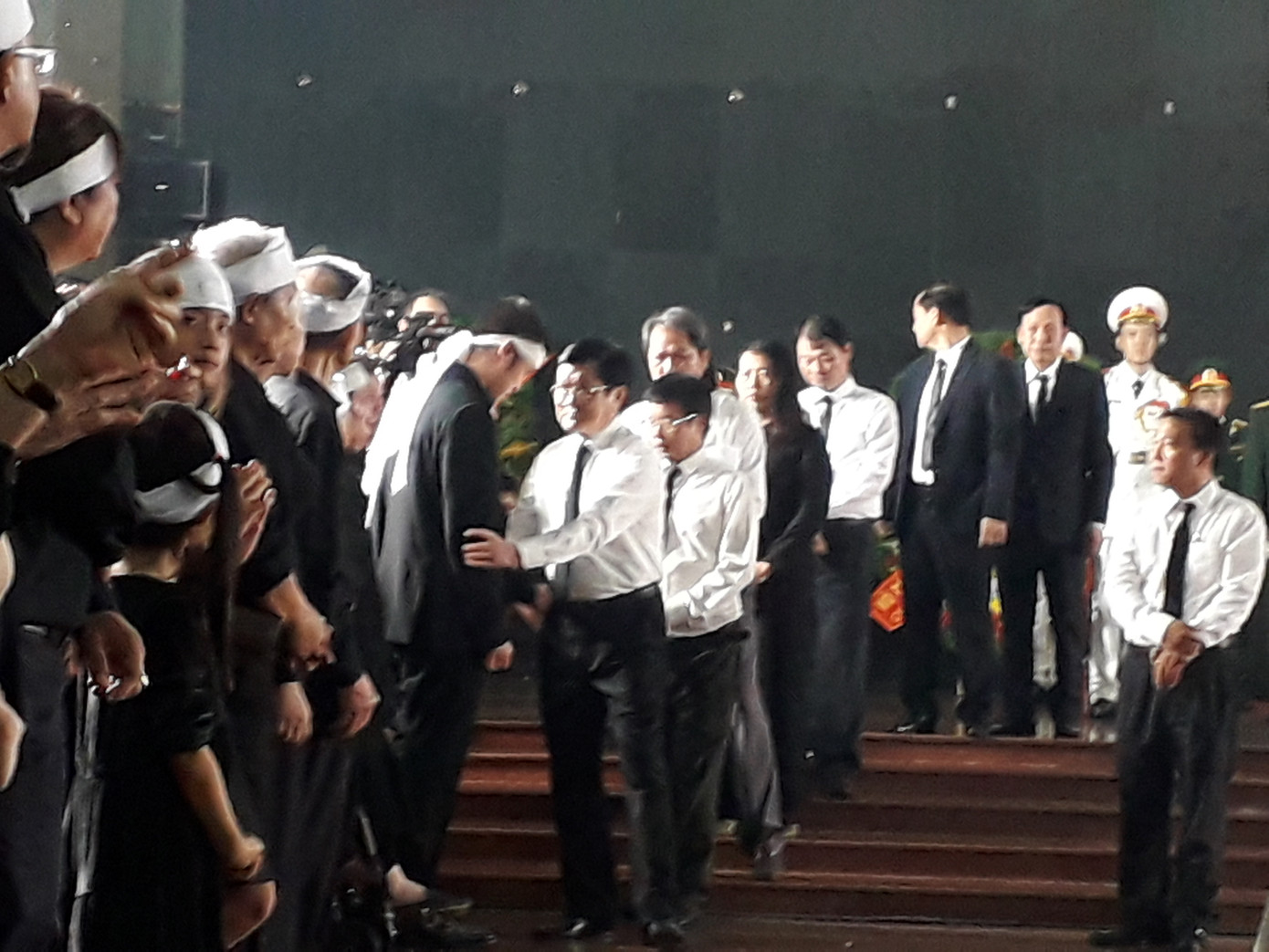 Lãnh đạo Đảng, nhà nước viếng nhà tình báo huyền thoại Trần Quốc Hương ảnh 9