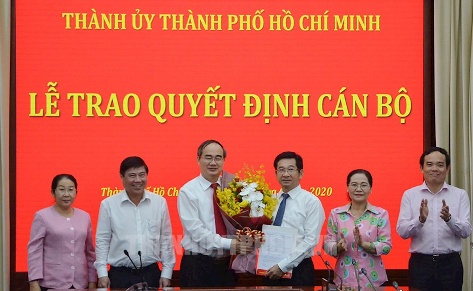 Thành ủy TPHCM triển khai quyết định của Ban Bí thư về công tác cán bộ ảnh 2