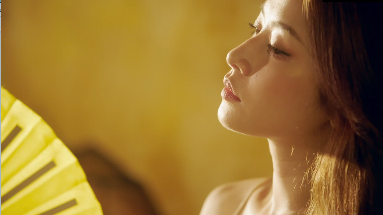 Sau 'Cung đàn vỡ đôi', Chi Pu lại 'gây bão' khi tung trailer MV mới cực nóng bỏng ảnh 1