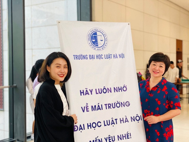 Thành tích 'khủng' của nữ sinh Á khoa đầu vào, thủ khoa đầu ra ĐH Luật Hà Nội ảnh 2