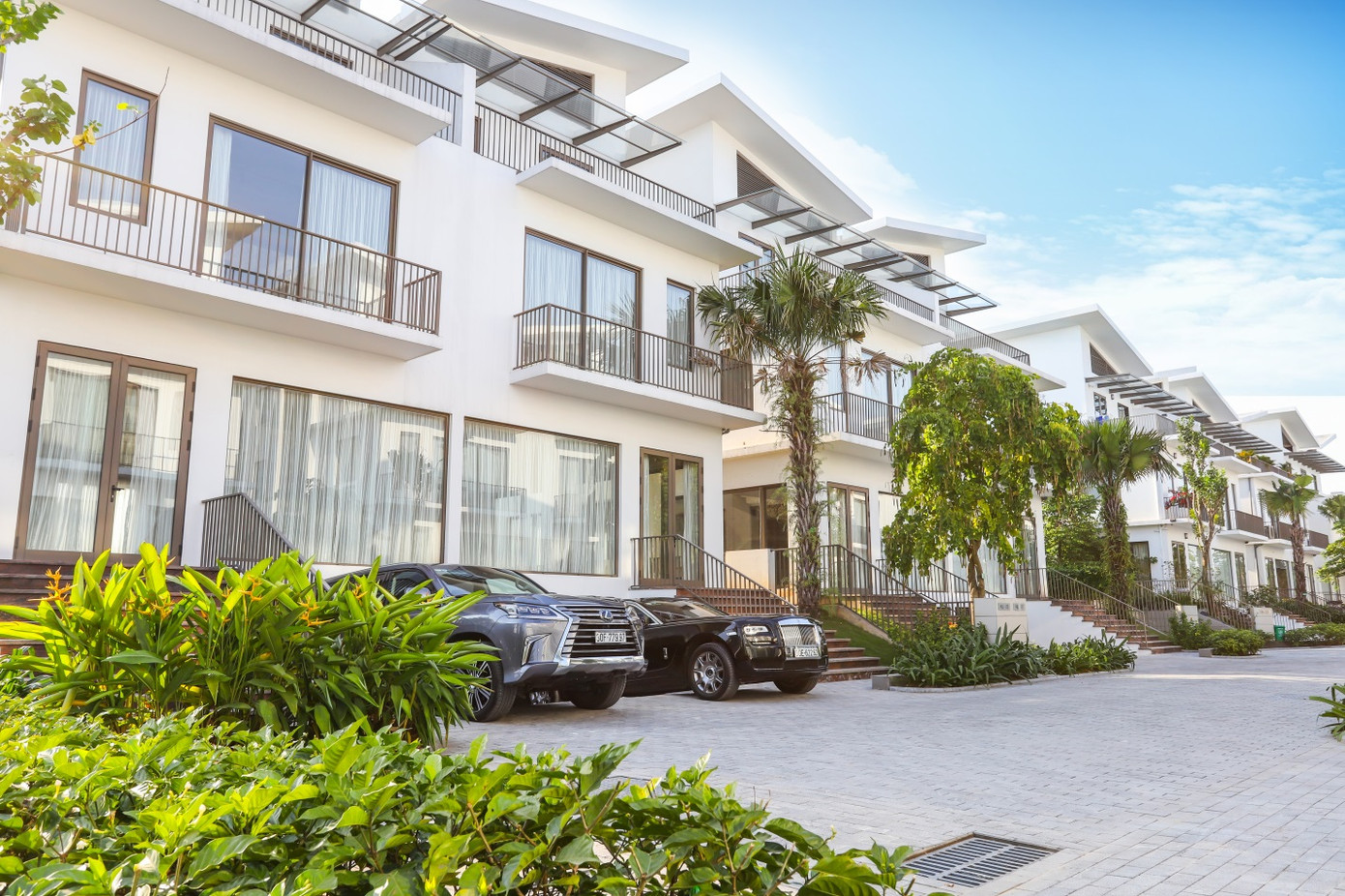 Tháng cô hồn, bỏ qua lời đồn khách vẫn chớp thời cơ sở hữu Khai Sơn Hill ảnh 1