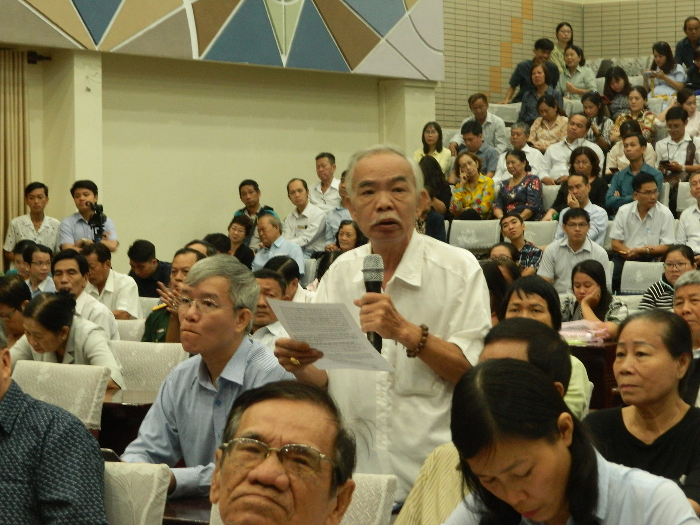 Phó bí thư thường trực TPHCM: Bảo vệ từng tấc đất, tấc biển của Tổ quốc ảnh 1