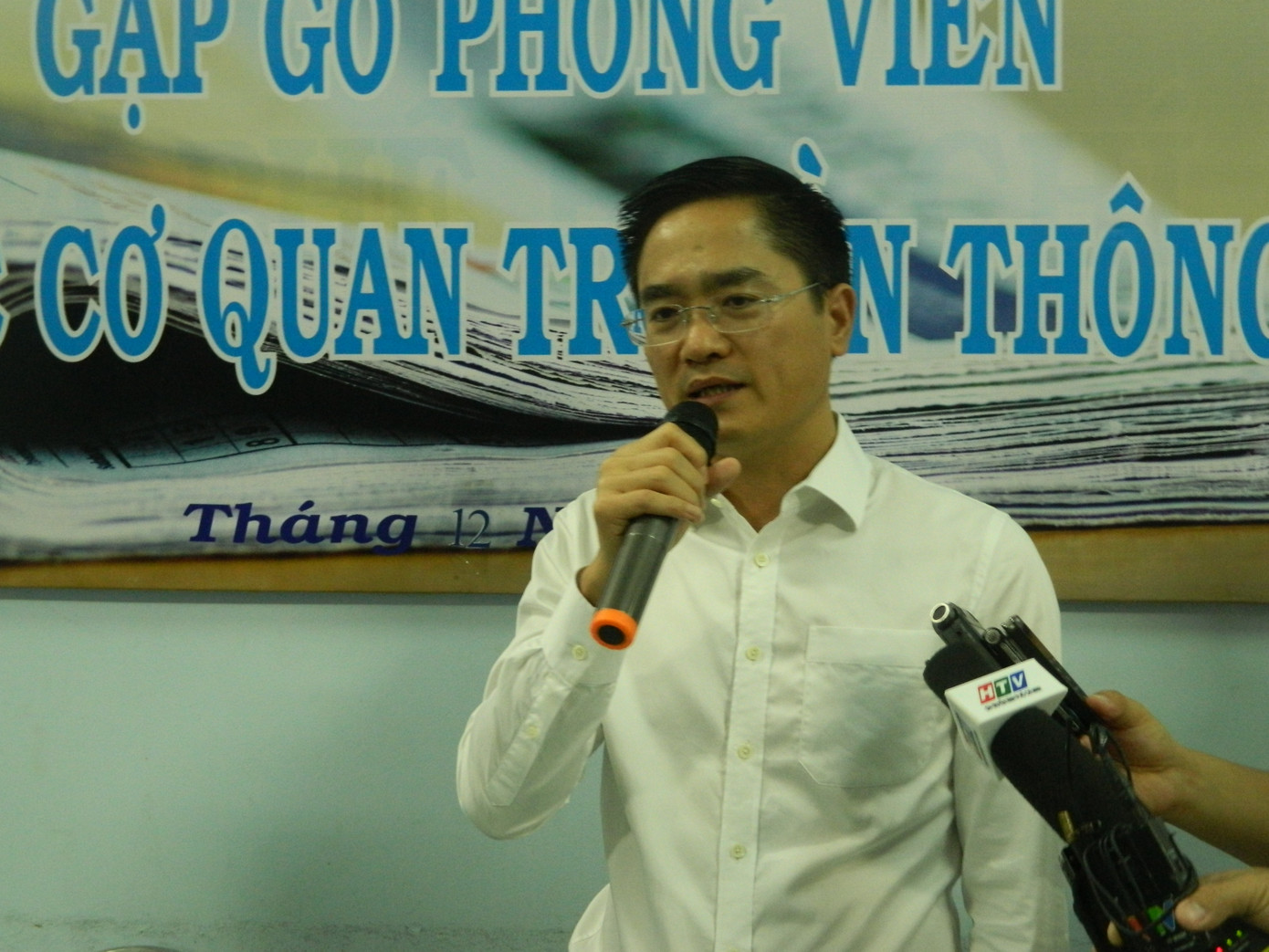 Xe khách dịp Tết ở TPHCM tăng giá cao nhất 60% ảnh 1