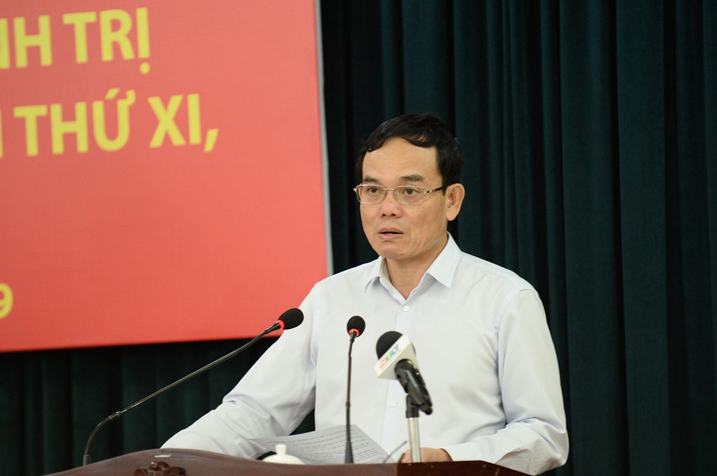 Mời nhân dân góp ý dự thảo báo cáo chính trị Đại hội Đảng bộ TPHCM ảnh 1