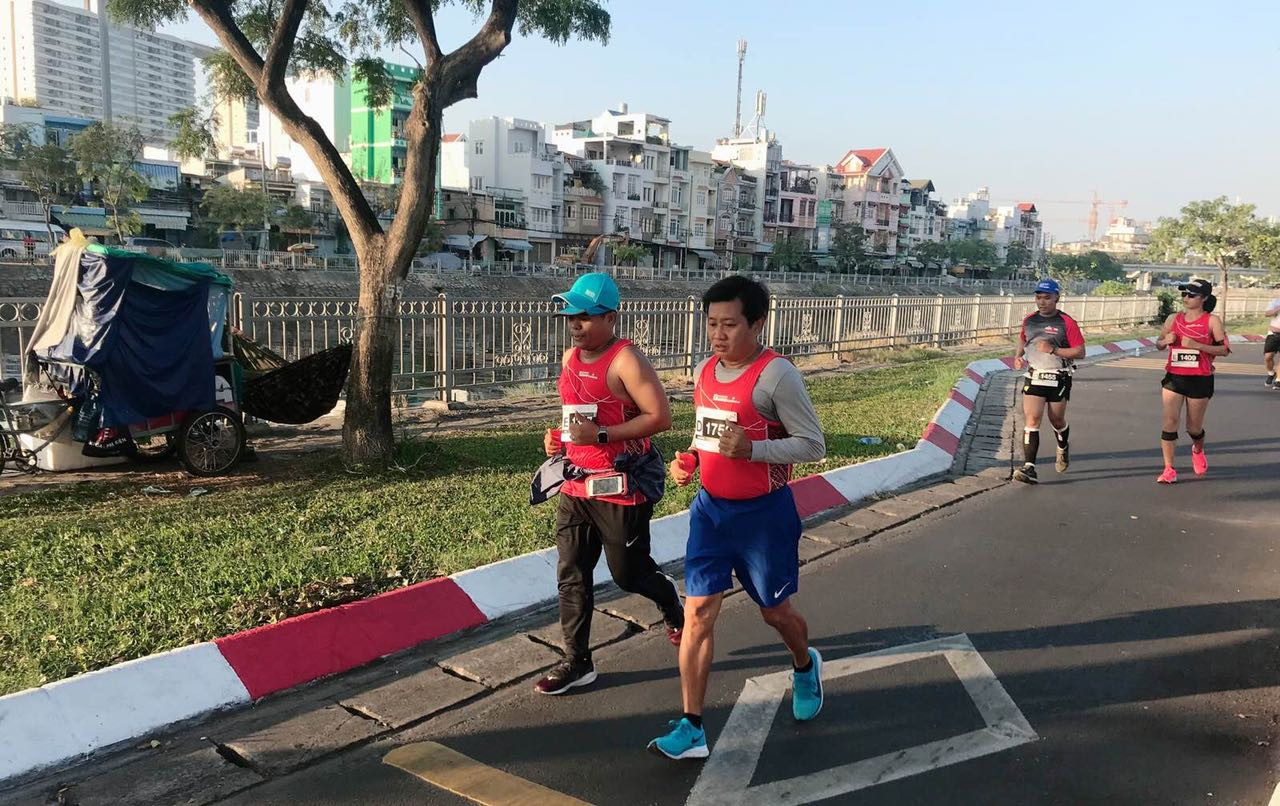 Sau khi thôi việc, ông Đoàn Ngọc Hải chạy marathon và đoạt huy chương ảnh 1