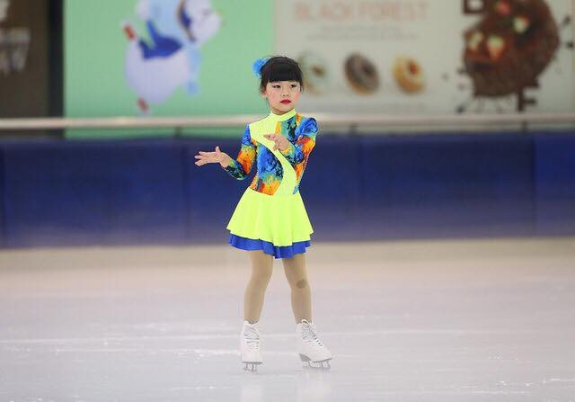 Ngắm vẻ đẹp các thiên thần trượt băng nghệ thuật ảnh 7