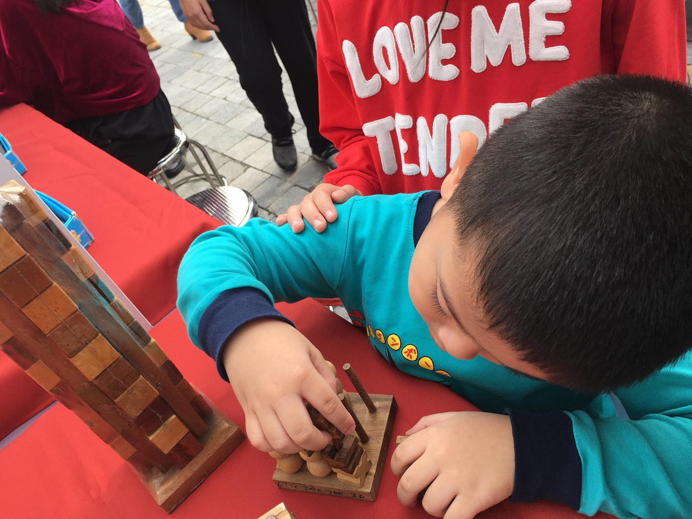 Học sinh biến ảo như 'phù thủy' trong Ngày hội Toán học mở rộng 2019 ảnh 1