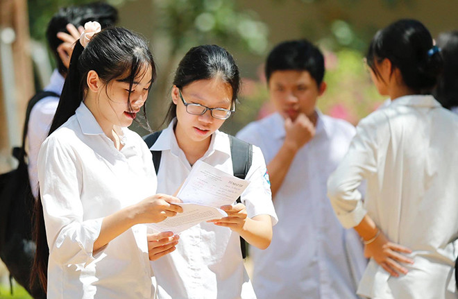 Môn Toán thi vào lớp 10: Đề thi nhẹ nhàng, phổ điểm sẽ cao ảnh 1