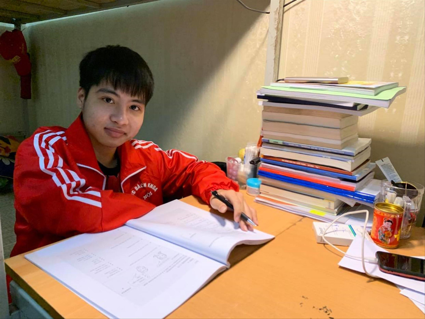 Bộ GD&ĐT phê duyệt 32 SGK lớp 2 và 40 SGK lớp 6 ảnh 2 Bộ GD&ĐT phê duyệt 32 SGK lớp 2 và 40 SGK lớp 6 ảnh 2