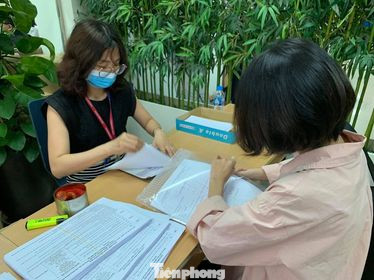 Thí sinh tấp nập về các trường Đại học xác nhận nhập học ảnh 5