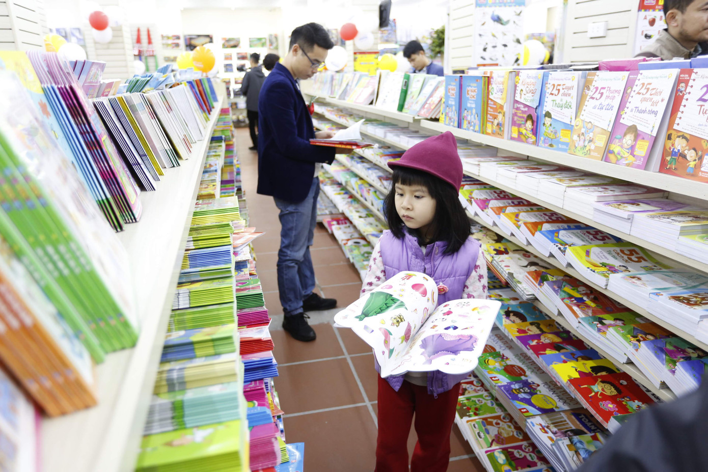 Hàng chục học sinh tiểu học Hải Phòng ngộ độc sau khi uống nước ngọt đóng chai ảnh 5