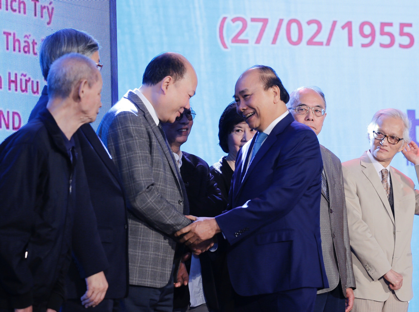 Mỗi giảng viên trường y đều mang trái tim 2 người thầy ảnh 2