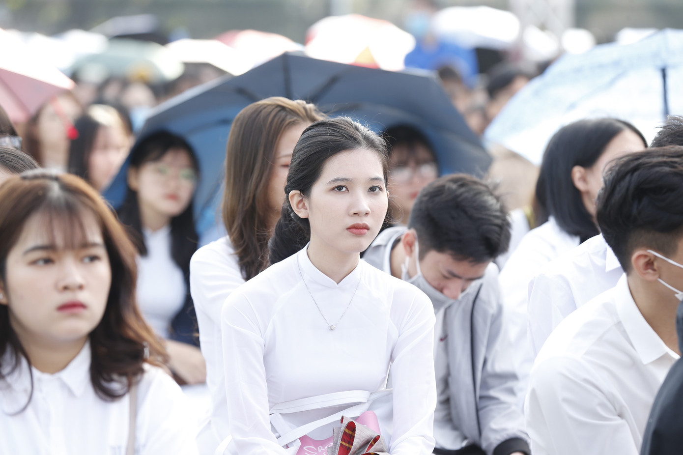 Lễ khai giảng rạng ngời và bài học lòng yêu thương dành cho tân sinh viên sư phạm ảnh 3