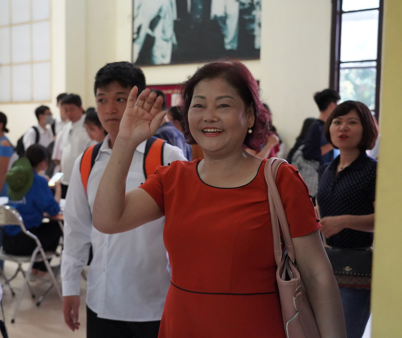 Hơn 2.500 thí sinh tranh suất vào lớp 10 THPT chuyên Khoa học Tự nhiên ảnh 4