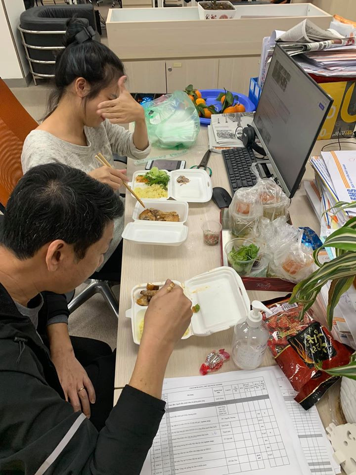 Hai BTV Thời sự giờ vàng VTV xúc động nói về nghề báo ảnh 5