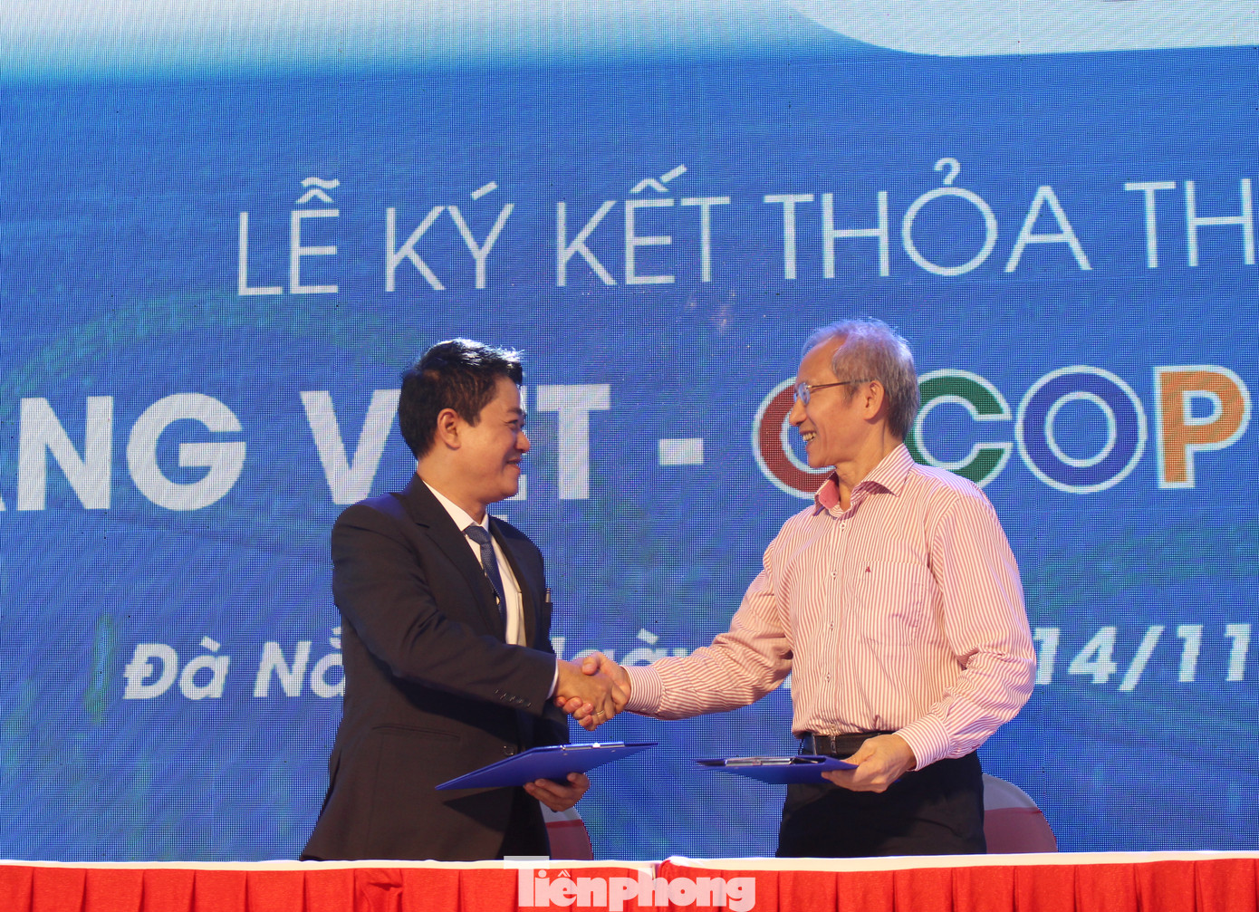 Thịt trâu gác bếp, cá một nắng, sâm Ngọc Linh... lên sàn thương mại điện tử ảnh 2