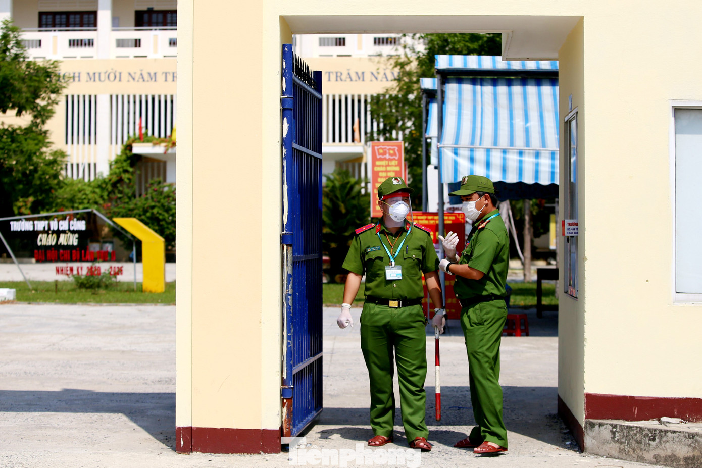 Những lưu ý đặc biệt nơi 11.000 thí sinh Đà Nẵng làm thủ tục thi tốt nghiệp đợt 2 ảnh 15