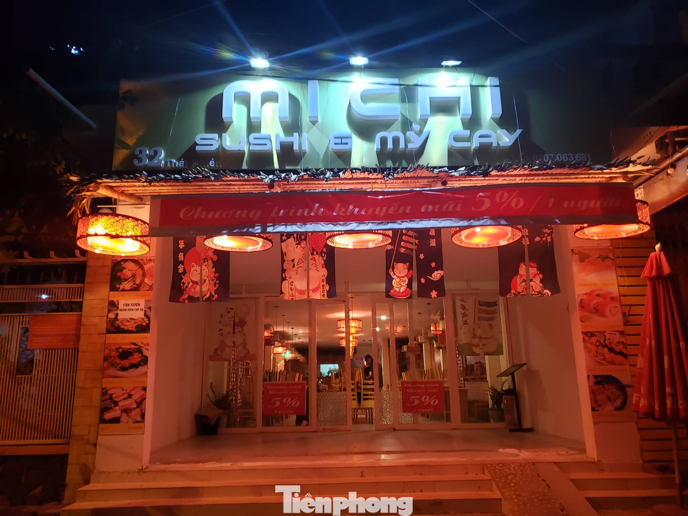 Bất chấp lệnh cấm, cửa hàng mì cay ở Đà Nẵng vẫn ship hàng cho khách ảnh 1