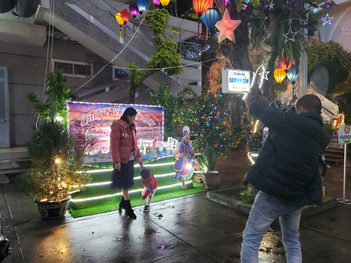 Cả nước tưng bừng đón chào Giáng sinh 2020 ảnh 68