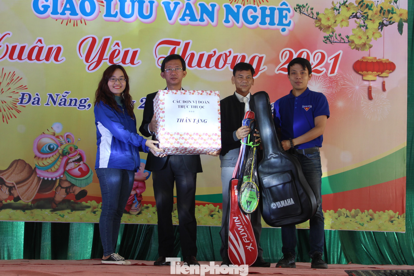 Mang Xuân sớm đến với những mảnh đời lầm lỡ ảnh 2