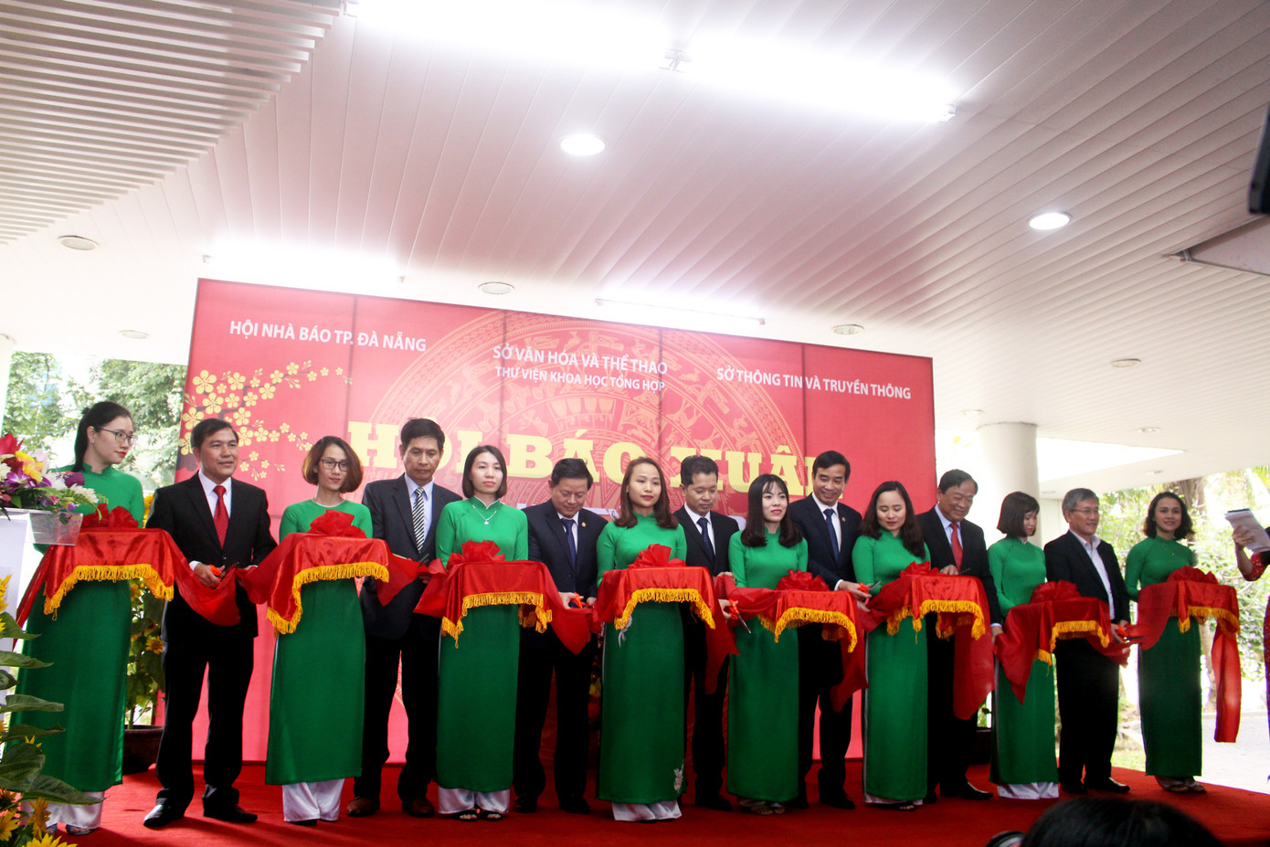 Hơn 800 ấn phẩm trưng bày tại Hội Báo Xuân Đà Nẵng ảnh 1