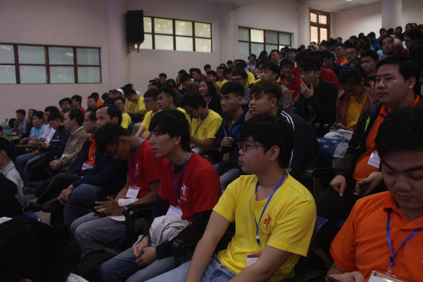 Hơn 700 sinh viên dự kỳ thi Olympic Tin học và lập trình quốc tế 2019 ảnh 1