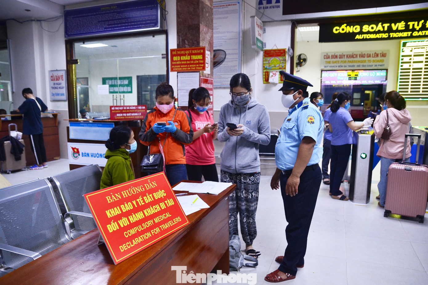 Cận cảnh quy trình kiểm soát dịch 2 chiều tại Ga Đà Nẵng ảnh 6