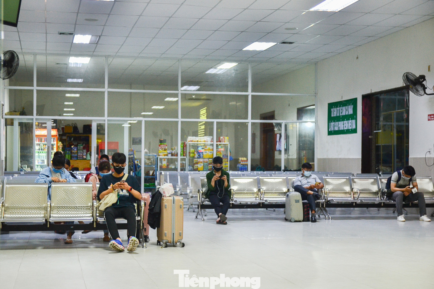 Cận cảnh quy trình kiểm soát dịch 2 chiều tại Ga Đà Nẵng ảnh 8
