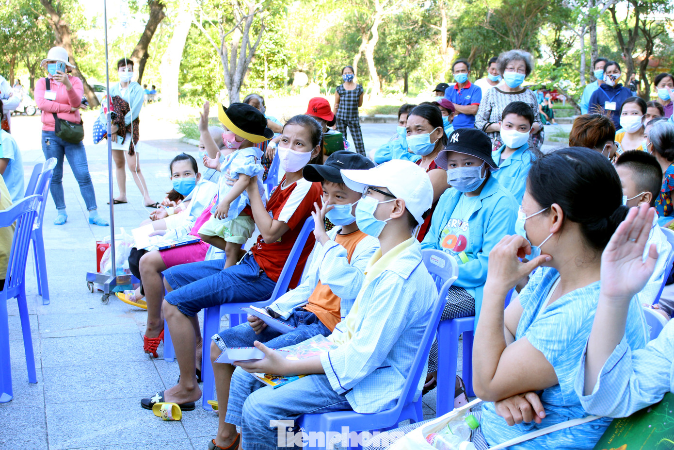 Trung thu sớm cho bệnh nhi ung thư Đà Nẵng ảnh 2