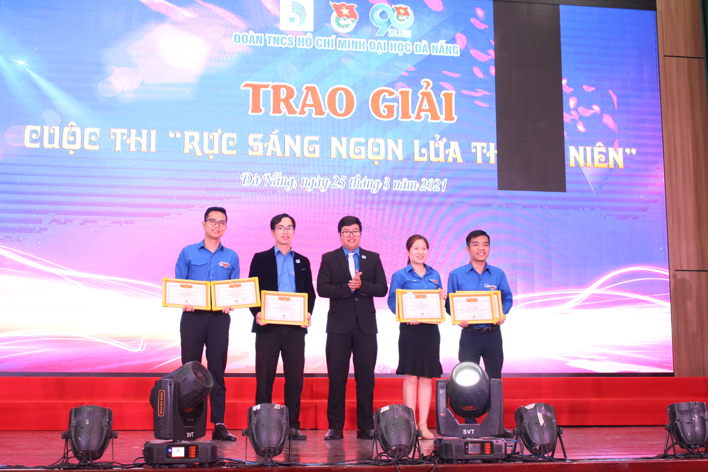 Công an TPHCM tuyên dương 26 cán bộ Đoàn tiêu biểu ảnh 4