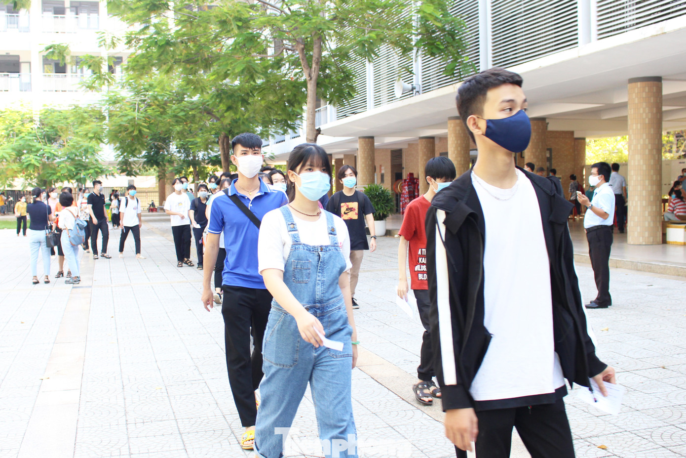 Tâm trạng 11.000 thí sinh Đà Nẵng thế nào khi được xét nghiệm SARS-CoV-2 ảnh 11